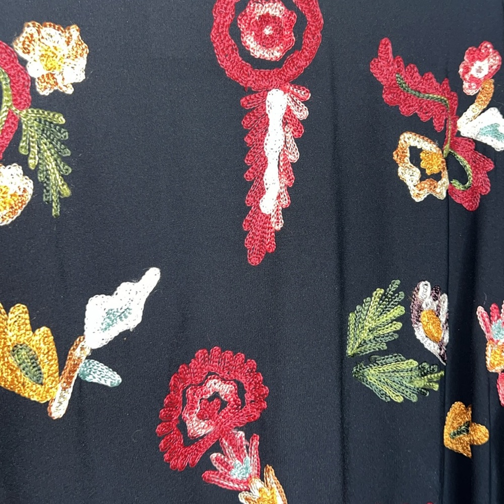 NWOT Zara Embroidered Floral Fringe Kimono - Picture 7 of 8
